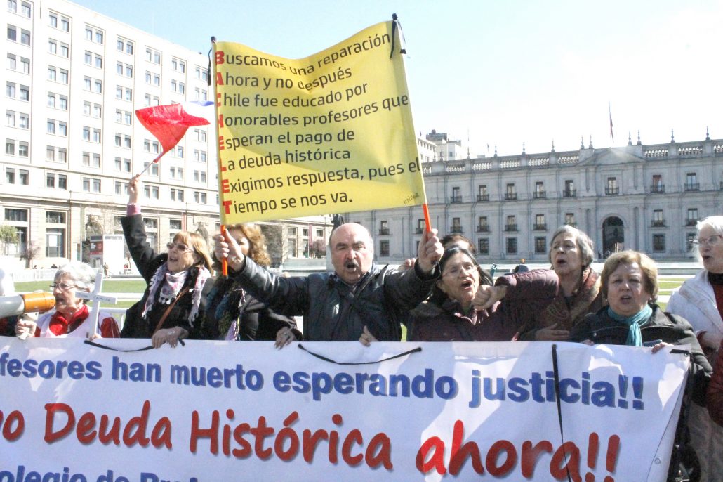 Reparaciones Por La Deuda Histórica: El Caso Del Haiti Y Francia Reparaciones Por La Deuda Histórica: El Caso Del Haiti Y Francia