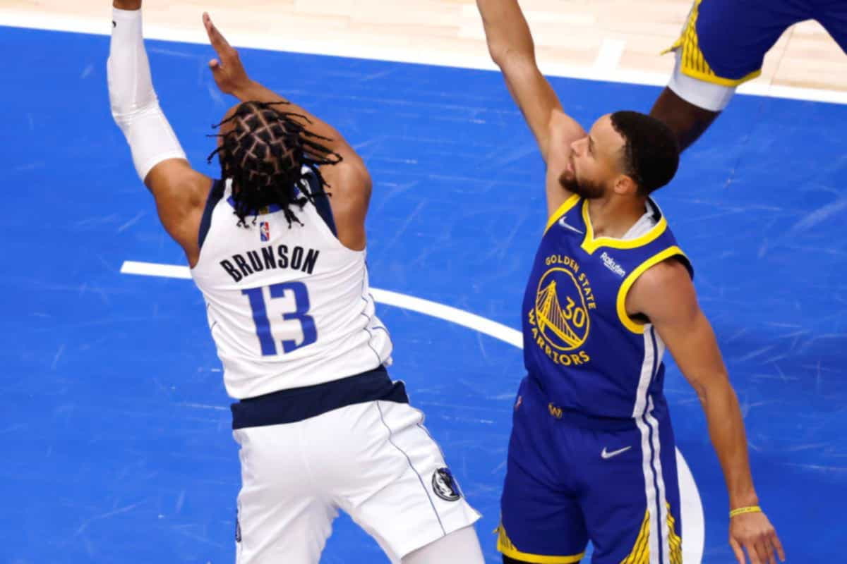 Report: Jalen Brunson Expresses Frustration Over Missing Raw's Main Event Report: Jalen Brunson Expresses Frustration Over Missing Raw's Main Event