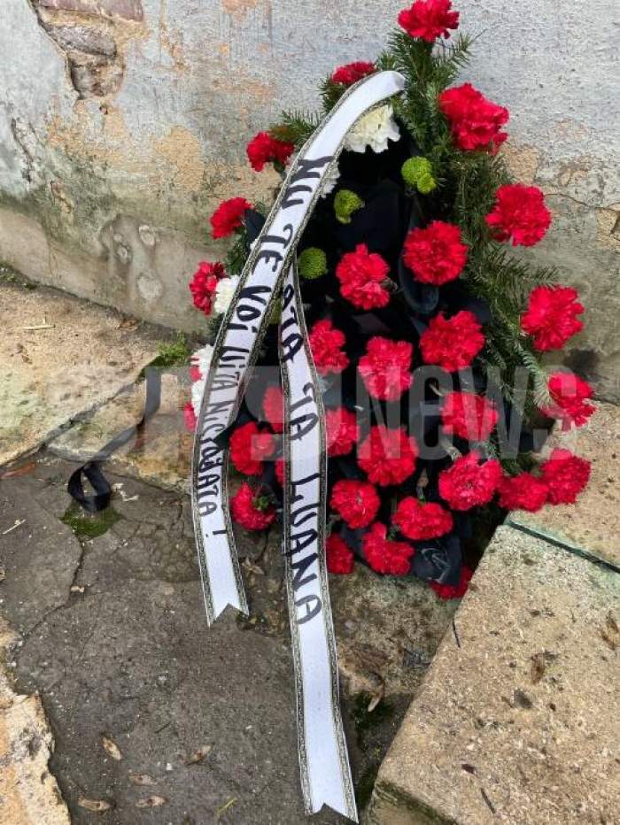 Revenirea Fraților Tate În România: Imagini De La Defilarea Prin Centrul Bucureștiului Revenirea Fraților Tate În România: Imagini De La Defilarea Prin Centrul Bucureștiului