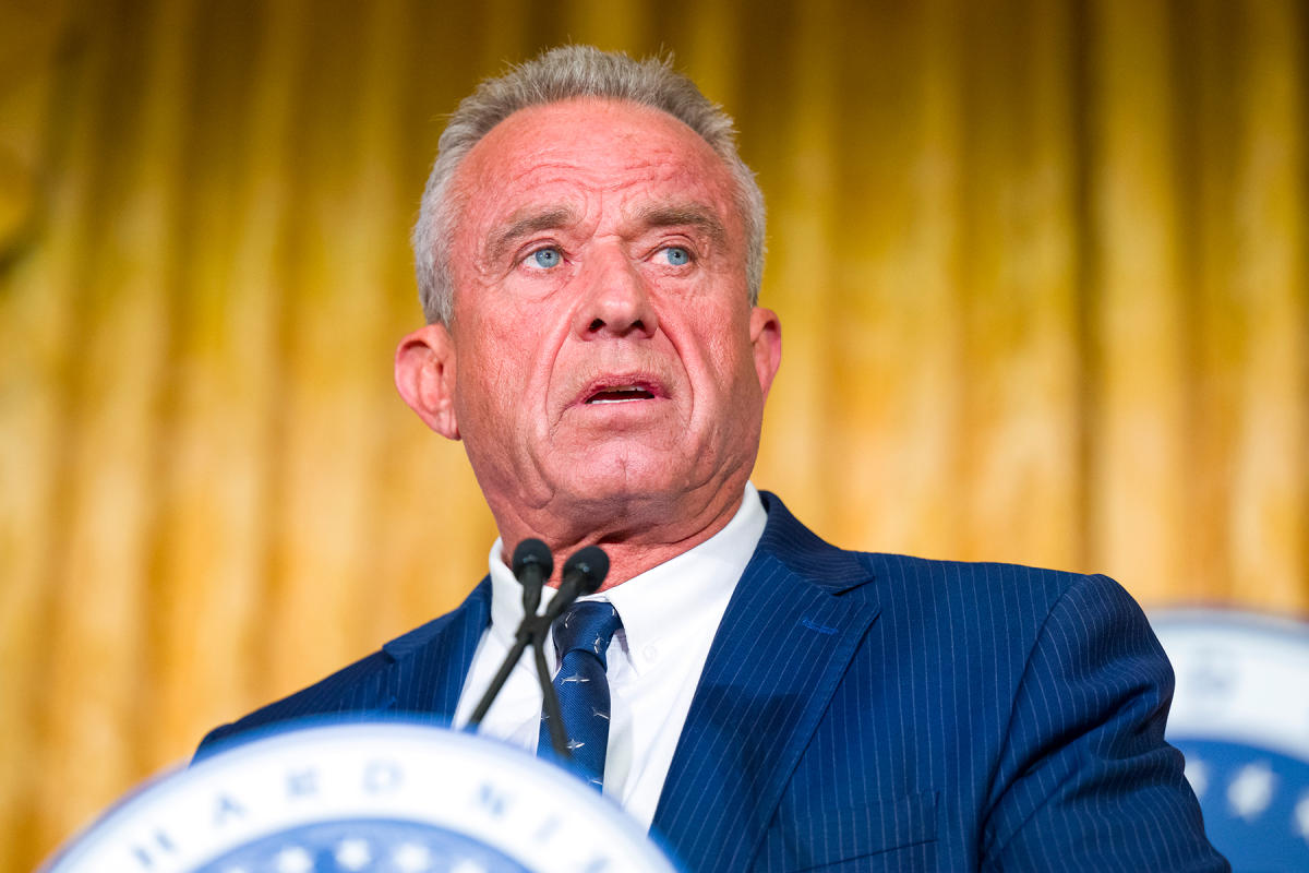 RFK Jr. Ignores Bacteria Warnings, Enjoys Family Swim In Rock Creek Park RFK Jr. Ignores Bacteria Warnings, Enjoys Family Swim In Rock Creek Park