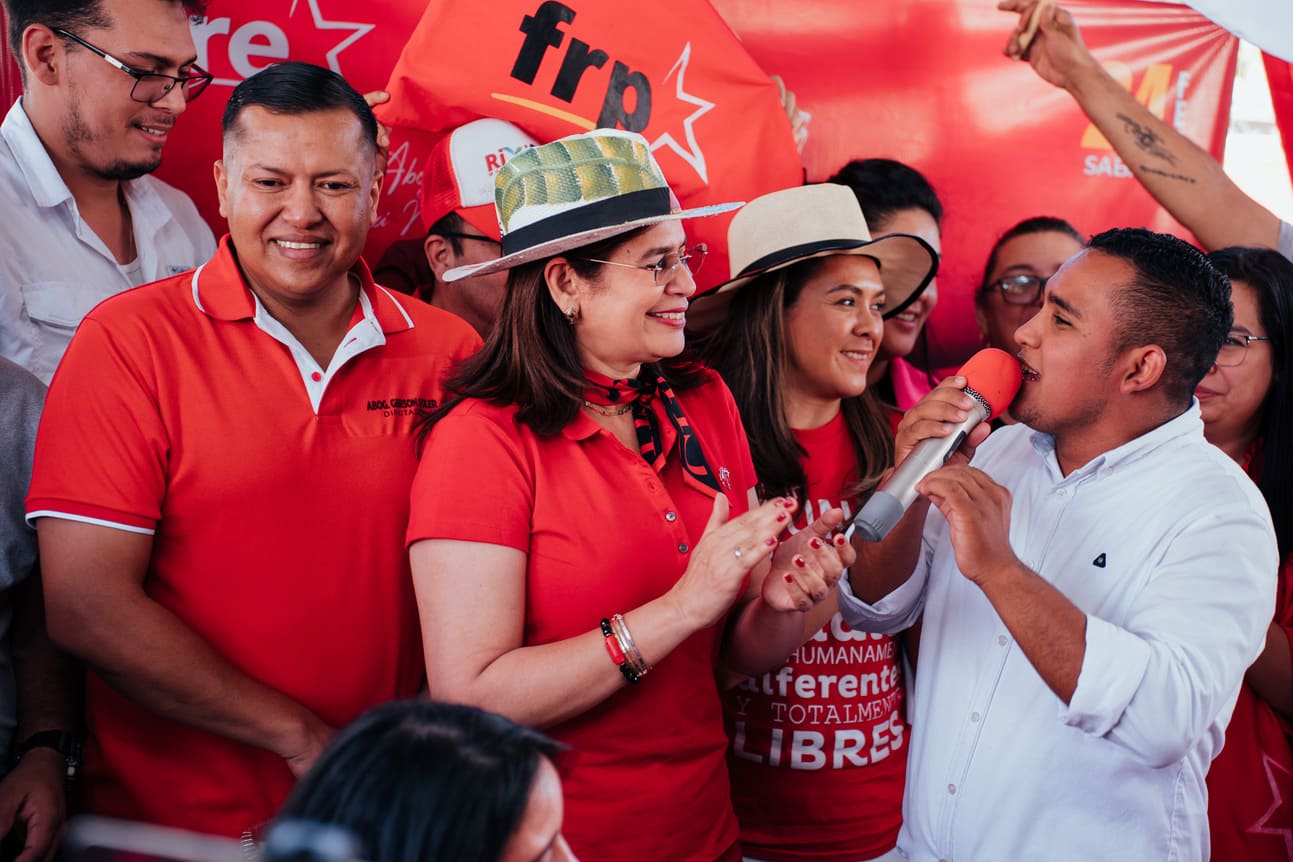 Rixi Moncada Y Cossette López: Un Choque De Opiniones Rixi Moncada Y Cossette López: Un Choque De Opiniones