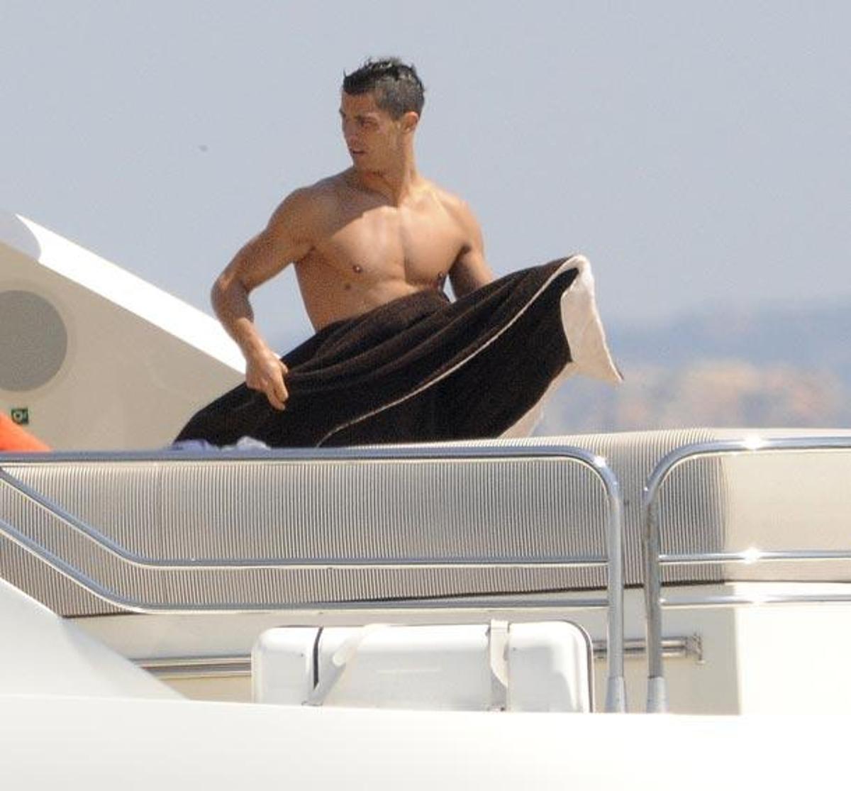 Ronaldonun Adanalı Ronaldoya Yönelttiği Ronaldonun Adanalı Ronaldoya Yönelttiği