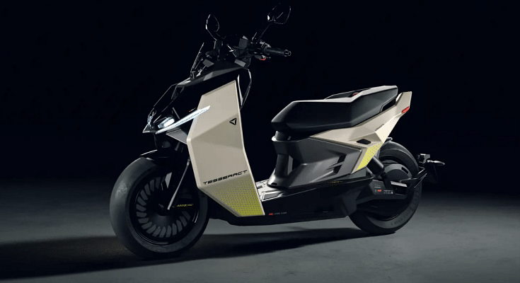 Rs 1.45 Lakh Electric Scooter: Ultraviolette Tesseract Review - Performance And Features Rs 1.45 Lakh Electric Scooter: Ultraviolette Tesseract Review - Performance And Features
