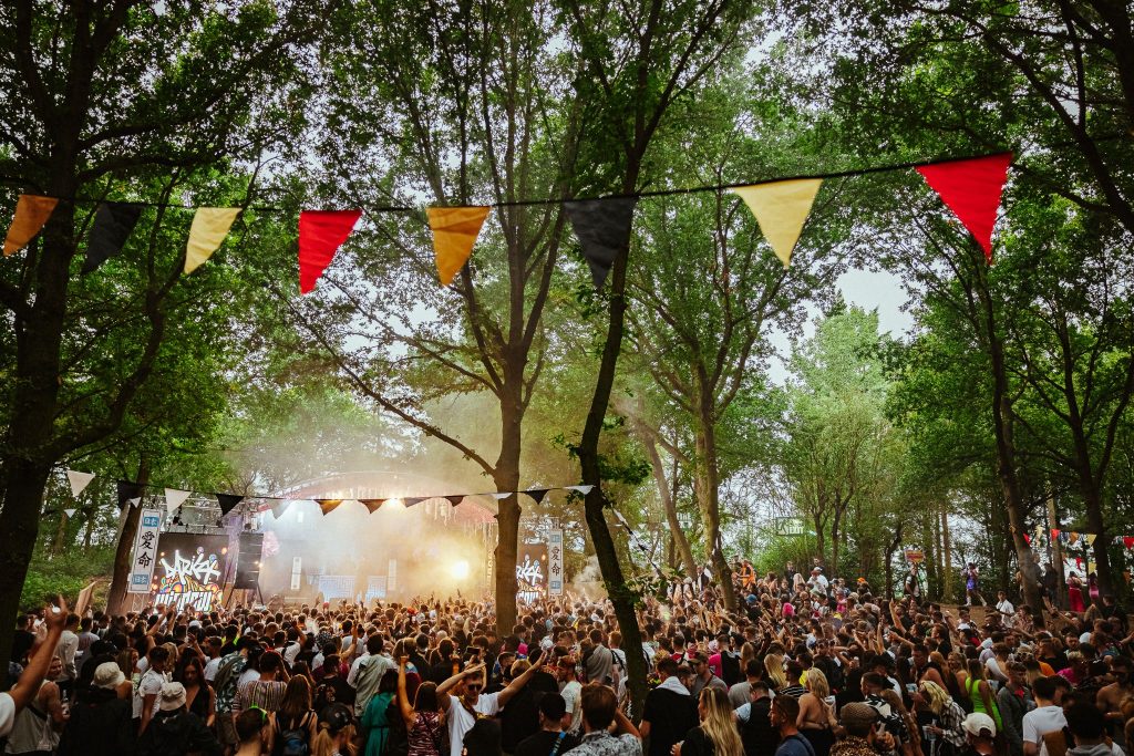 Rylance's Protest: Are London Music Festivals Turning Parks Into Prison Camps? Rylance's Protest: Are London Music Festivals Turning Parks Into Prison Camps?