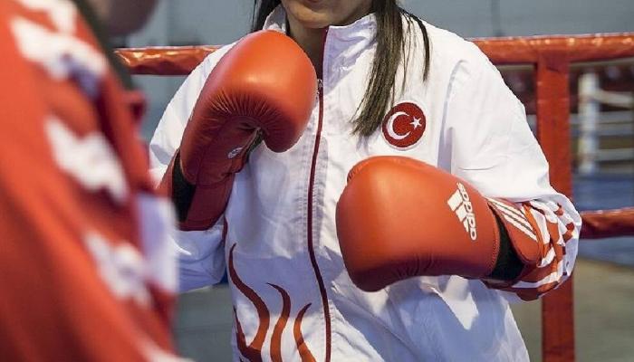 Samsun'da Hamdi Yıldırım Kadınlar Boks Şampiyonası:  Devam Eden Mücadeleler
