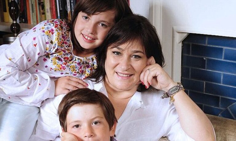 SARAH VINE: A WhatsApp Disaster And How To Recover SARAH VINE: A WhatsApp Disaster And How To Recover