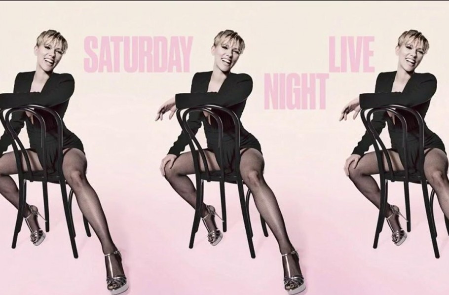 Scarlett Johansson And Walton Goggins Host SNL's 50th Season Finale Scarlett Johansson And Walton Goggins Host SNL's 50th Season Finale