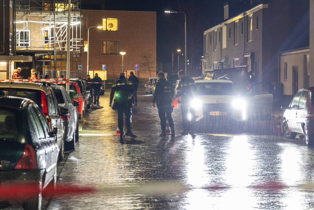 Schietincident Venlo: 50-jarige Man Komt Om Het Leven Schietincident Venlo: 50-jarige Man Komt Om Het Leven