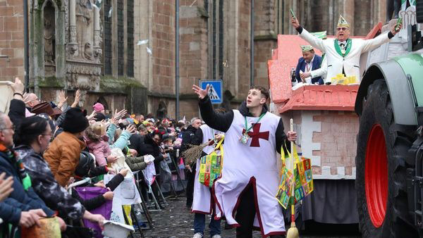 Schoduvel 2025: Alle Infos Zum Braunschweiger Karneval Im TV Und Livestream Schoduvel 2025: Alle Infos Zum Braunschweiger Karneval Im TV Und Livestream