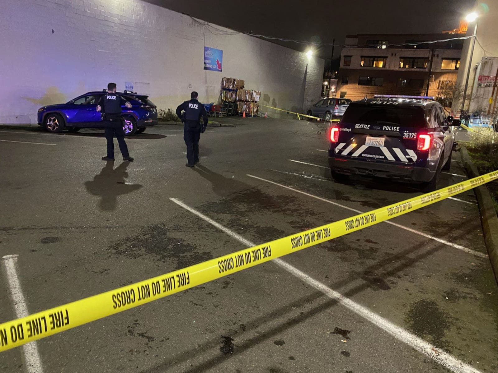 Seattle CID Shooting Leaves Man With Two Gunshot Wounds Seattle CID Shooting Leaves Man With Two Gunshot Wounds