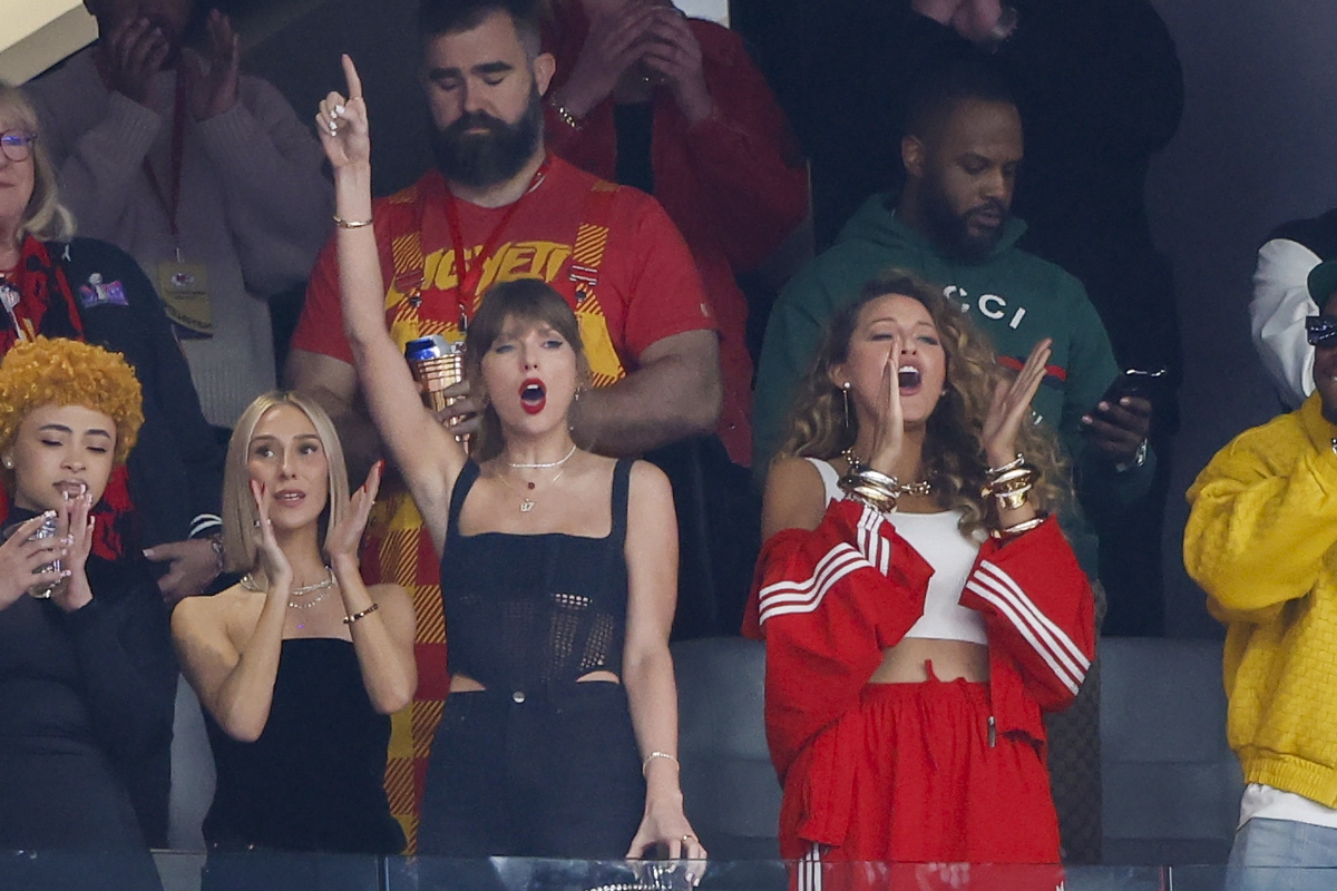 Selena Gomez's Claim About Blake Lively: A Fallout With Taylor Swift? Selena Gomez's Claim About Blake Lively: A Fallout With Taylor Swift?
