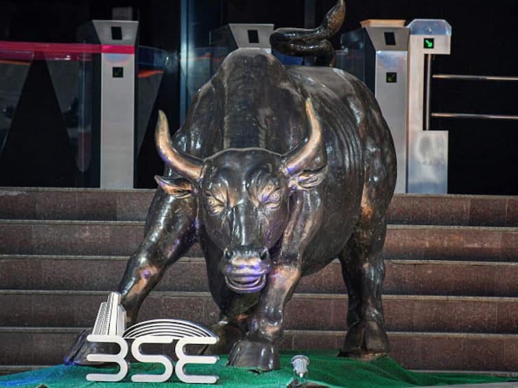 Sensex Today: 800+ Point Surge, Nifty Above 18500 - LIVE Market Updates Sensex Today: 800+ Point Surge, Nifty Above 18500 - LIVE Market Updates