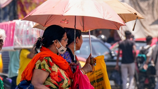 Severe Heatwave Warning Issued For 5 Districts In South Bengal Severe Heatwave Warning Issued For 5 Districts In South Bengal