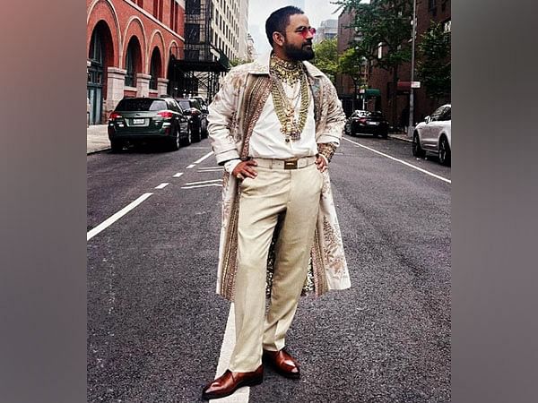 Shah Rukh Khan's Met Gala Debut: A Sabyasachi Spectacle Shah Rukh Khan's Met Gala Debut: A Sabyasachi Spectacle