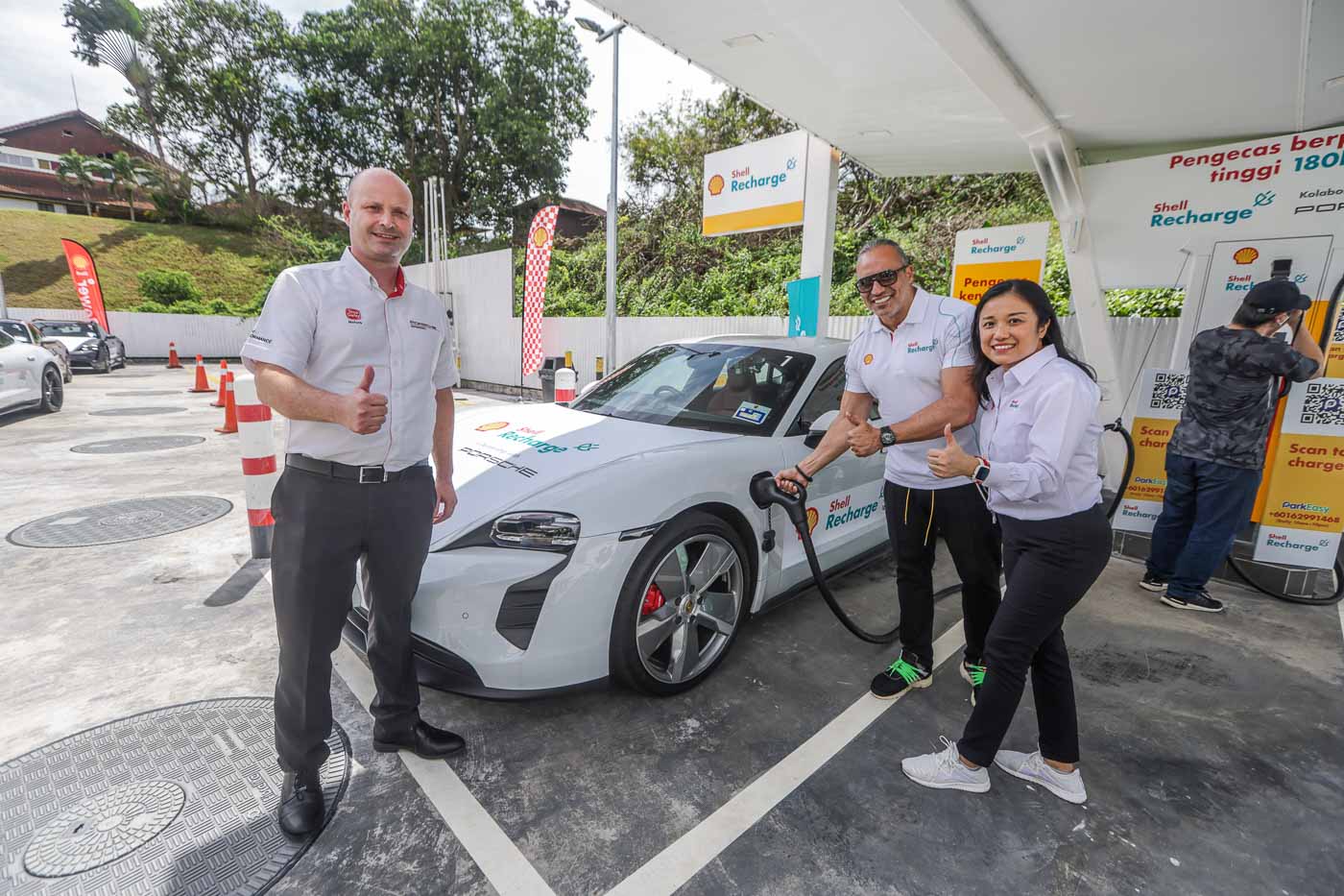 Shell Recharge Raya Promotion: Up To 100% Rebate On East Coast HPC EV Chargers Shell Recharge Raya Promotion: Up To 100% Rebate On East Coast HPC EV Chargers