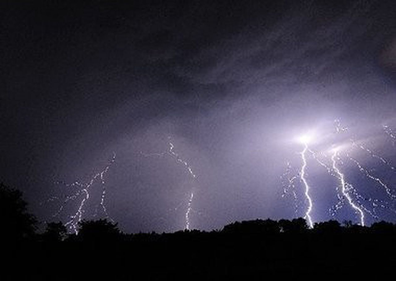 Showers And Thunderstorms Expected In Northeast Ohio: Your Hourly Weather Guide