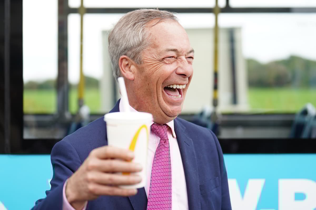 Shrewsbury Visit: Nigel Farage Criticizes Conservatives, Purchases Flat Cap Shrewsbury Visit: Nigel Farage Criticizes Conservatives, Purchases Flat Cap