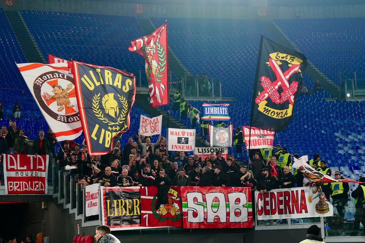 Sigue El Roma - Monza En Directo: Minuto A Minuto Y Resultados Sigue El Roma - Monza En Directo: Minuto A Minuto Y Resultados