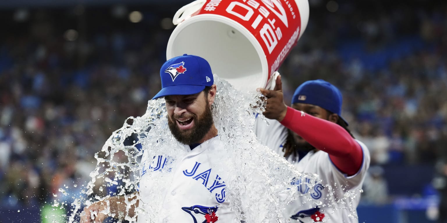 Six-Run 8th Inning Powers Angels Past Blue Jays Six-Run 8th Inning Powers Angels Past Blue Jays