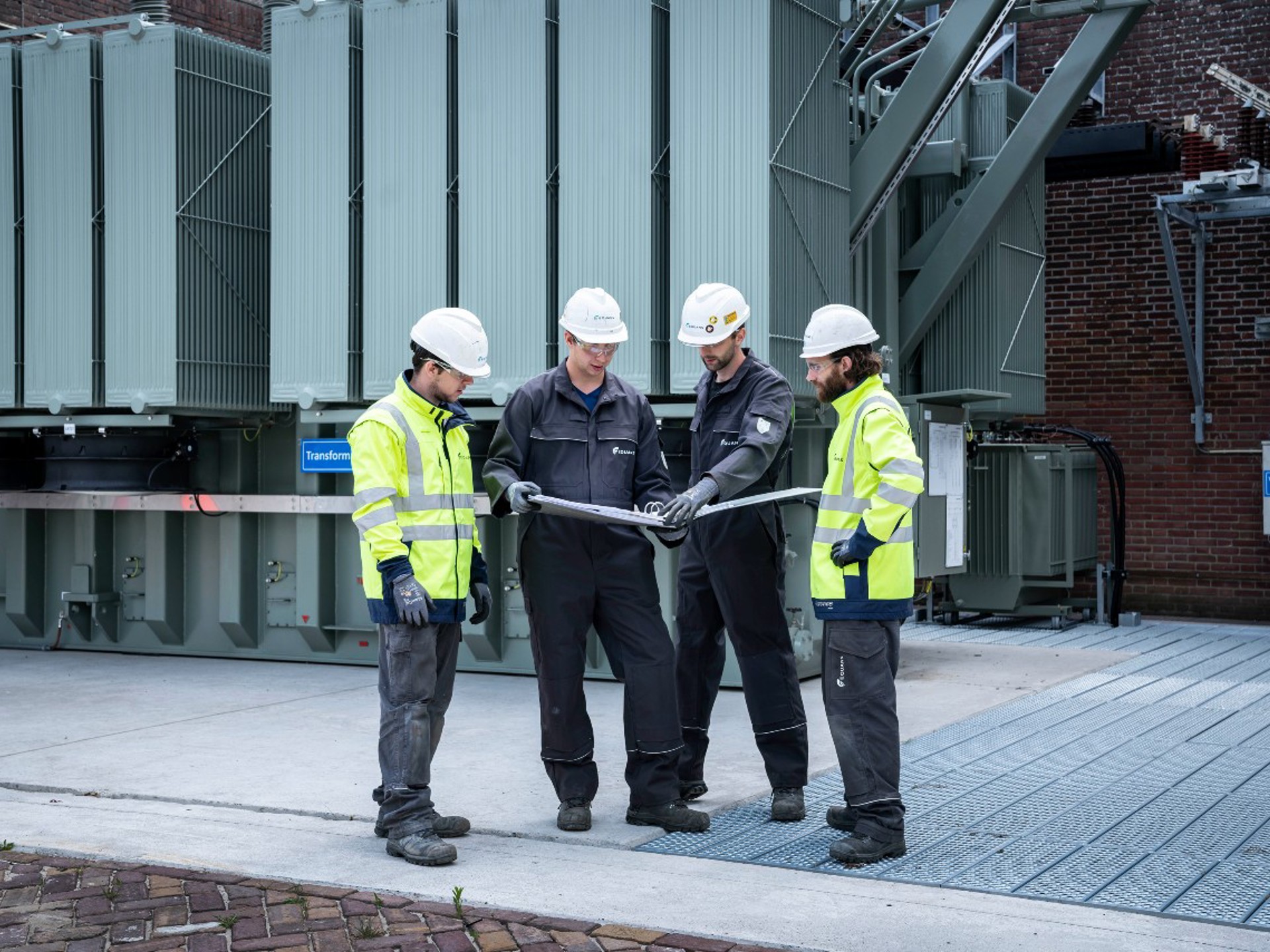 Slim Opladen Met Enexis In Noord-Nederland: Buiten De Piekuren Slim Opladen Met Enexis In Noord-Nederland: Buiten De Piekuren