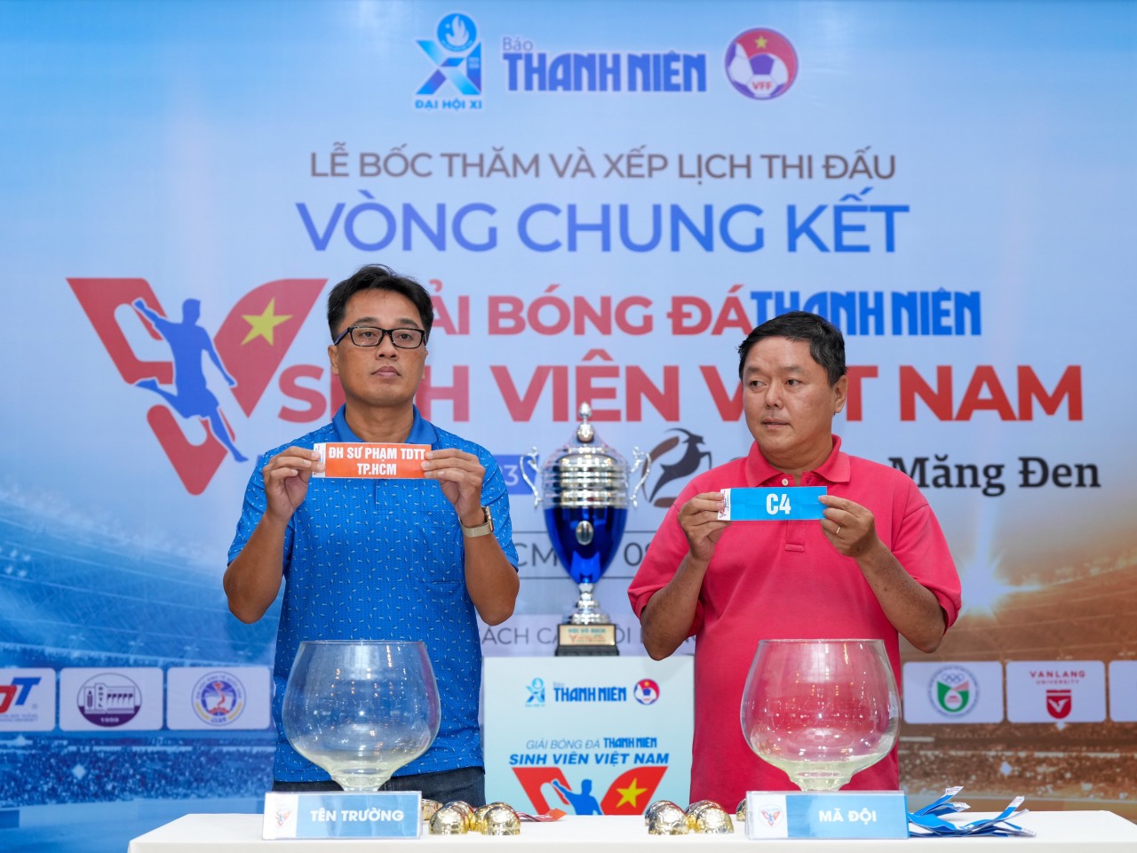 Sôi Nổi Trận Mở Màn Chung Kết Bóng Đá Sinh Viên Sôi Nổi Trận Mở Màn Chung Kết Bóng Đá Sinh Viên
