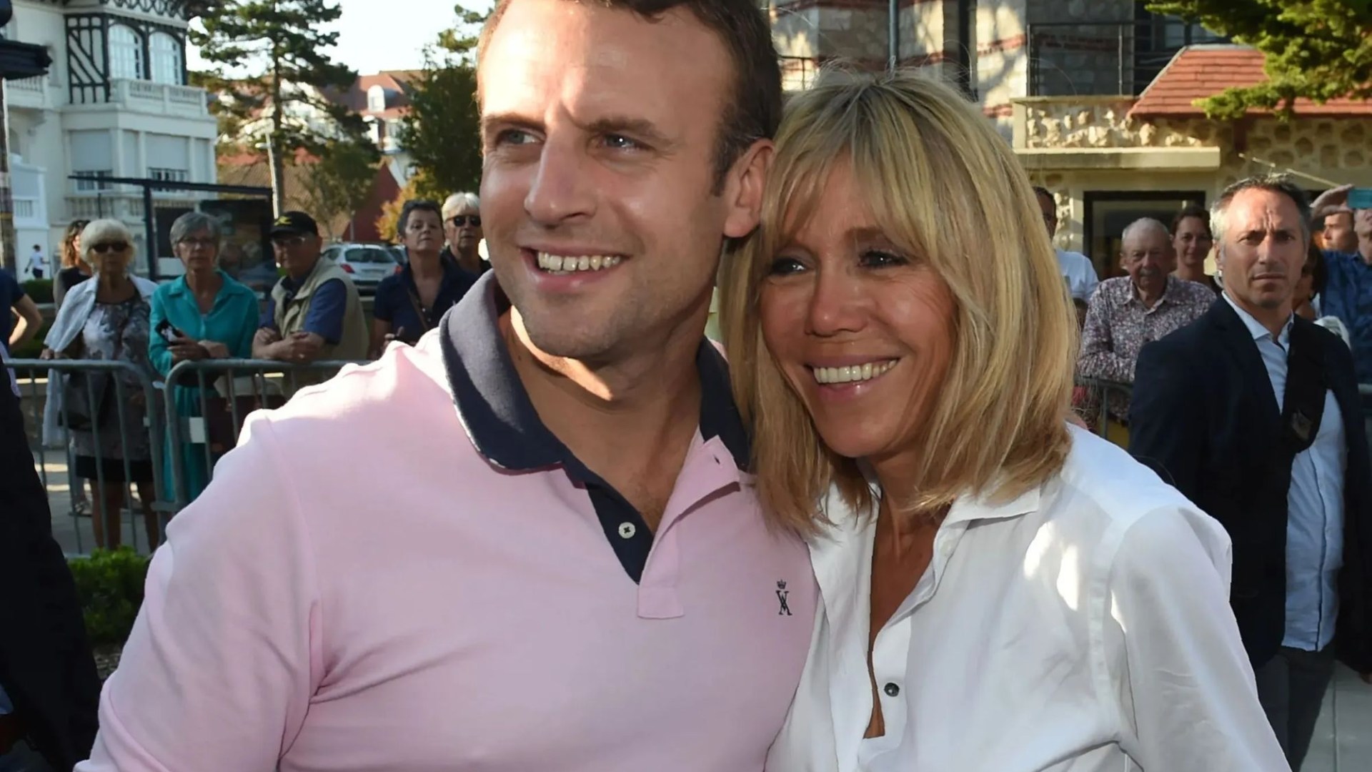 Soupçons À Rome : Emmanuel Macron Et L'Influence Sur Le Conclave Soupçons À Rome : Emmanuel Macron Et L'Influence Sur Le Conclave
