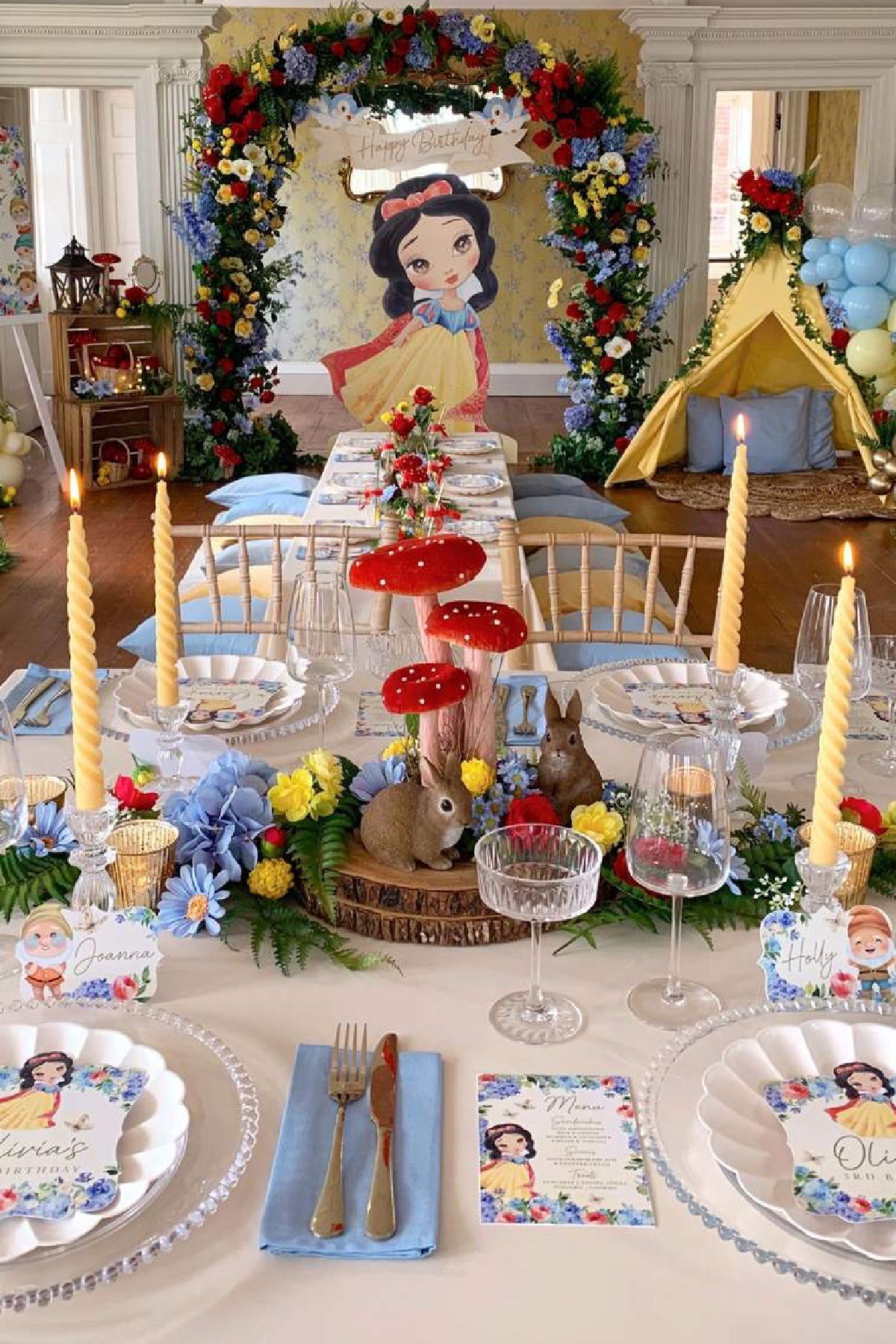Spain's Disappointing Snow White Birthday Party: Low Attendance Causes Stir Spain's Disappointing Snow White Birthday Party: Low Attendance Causes Stir