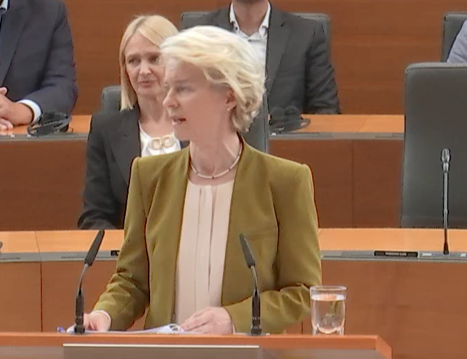 Sprejemanje Smrti: Podpora V Težkih Časih Sprejemanje Smrti: Podpora V Težkih Časih