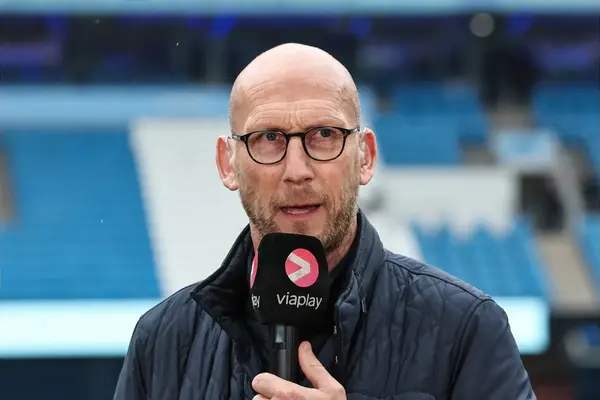 Stam Slams Man United's Spending Under Ten Hag: Years Of Setback? Stam Slams Man United's Spending Under Ten Hag: Years Of Setback?