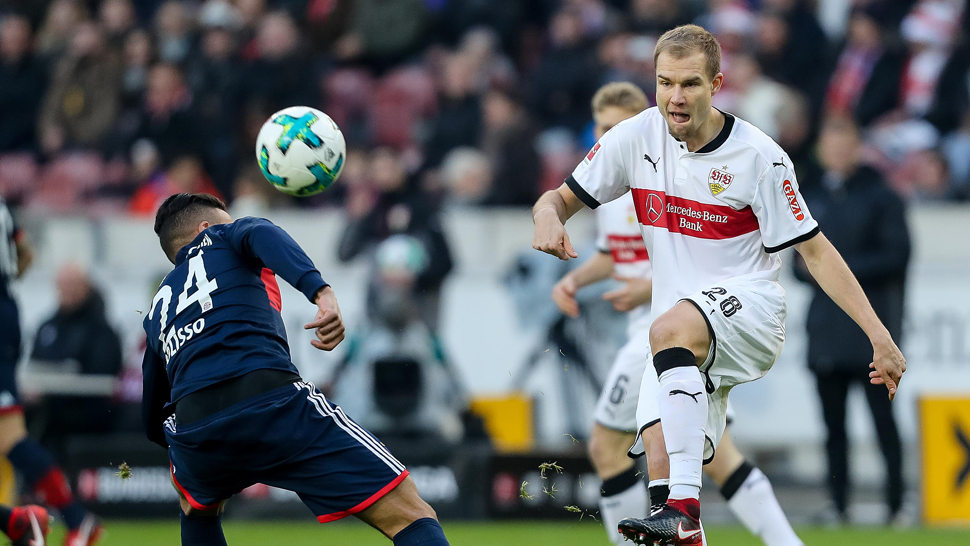 Stuttgart's Early Lead Not Enough Against Bayern Munich Stuttgart's Early Lead Not Enough Against Bayern Munich