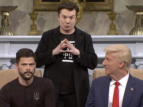 Surprise! Mike Myers Plays Elon Musk In SNL Cold Open Skit Surprise! Mike Myers Plays Elon Musk In SNL Cold Open Skit