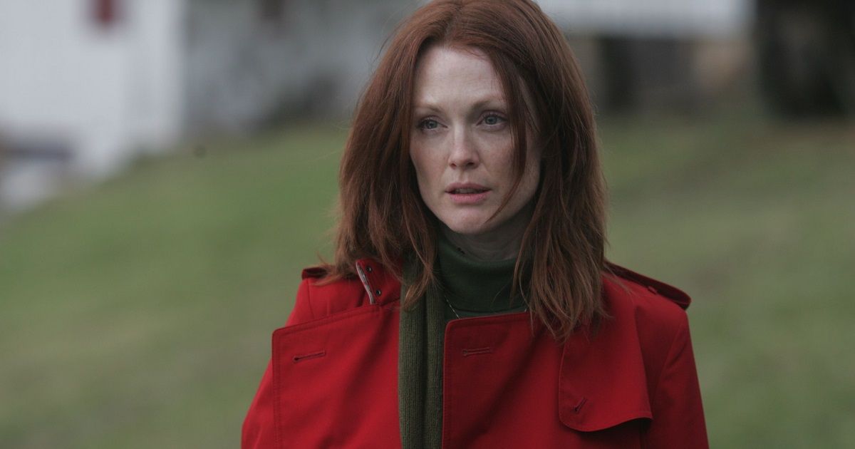 Sydney Sweeney And Julianne Moore In Echo Valley: New Images Offer A Glimpse