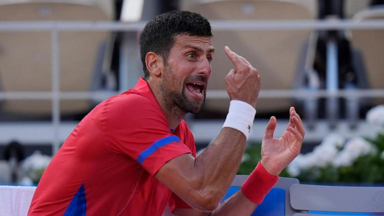 Teniste Bir İlk: Novak Djokovic'in Unutulmaz Başarısı Teniste Bir İlk: Novak Djokovic'in Unutulmaz Başarısı