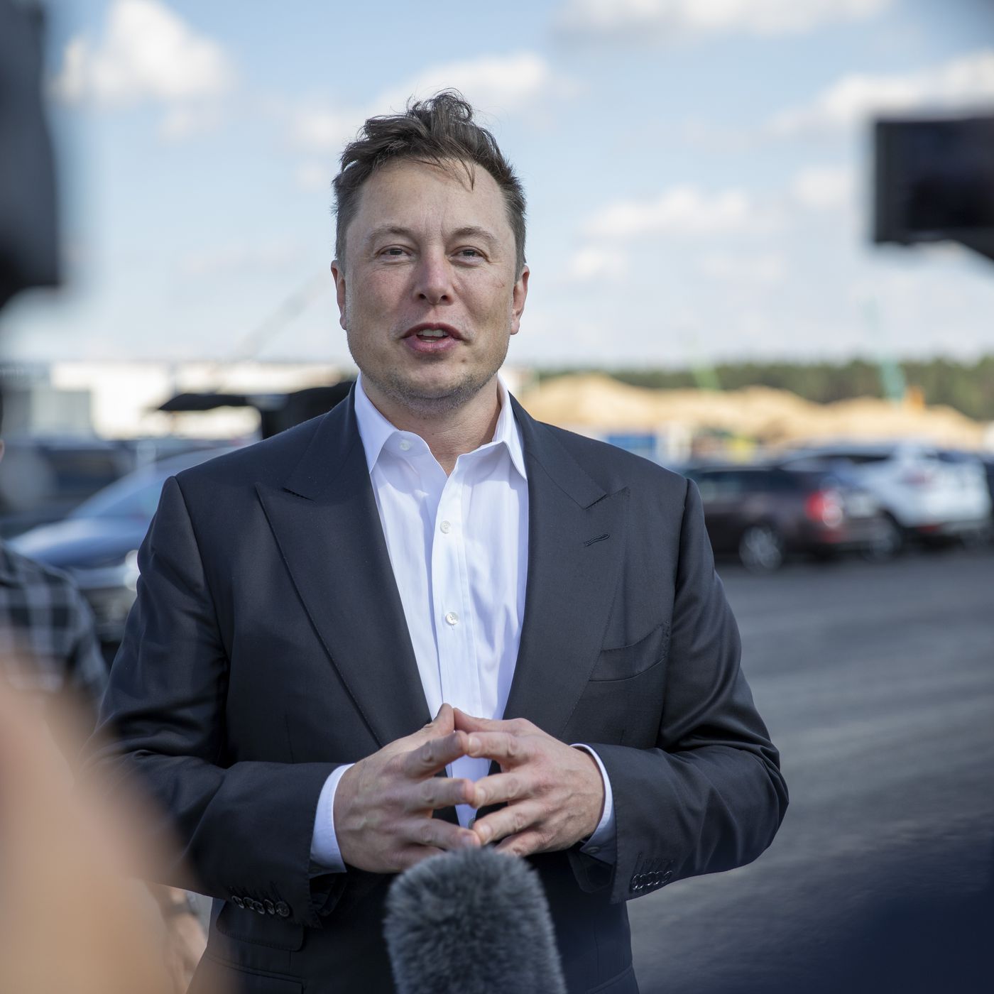 Tesla Board Begins Exclusive Search For New CEO Tesla Board Begins Exclusive Search For New CEO