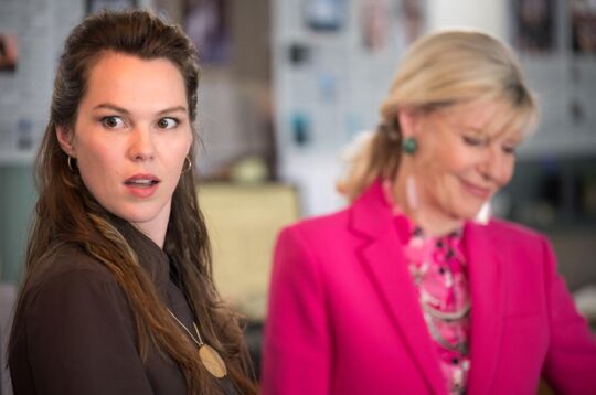 TF1 : Le Retour De Chantal Ladesou Dans Le Fil D'Ariane TF1 : Le Retour De Chantal Ladesou Dans Le Fil D'Ariane