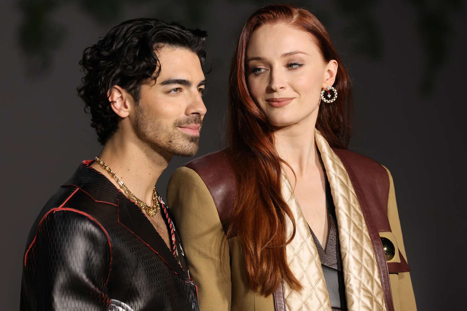 The Best Response: How Joe Jonas Handled A Couple's Argument The Best Response: How Joe Jonas Handled A Couple's Argument