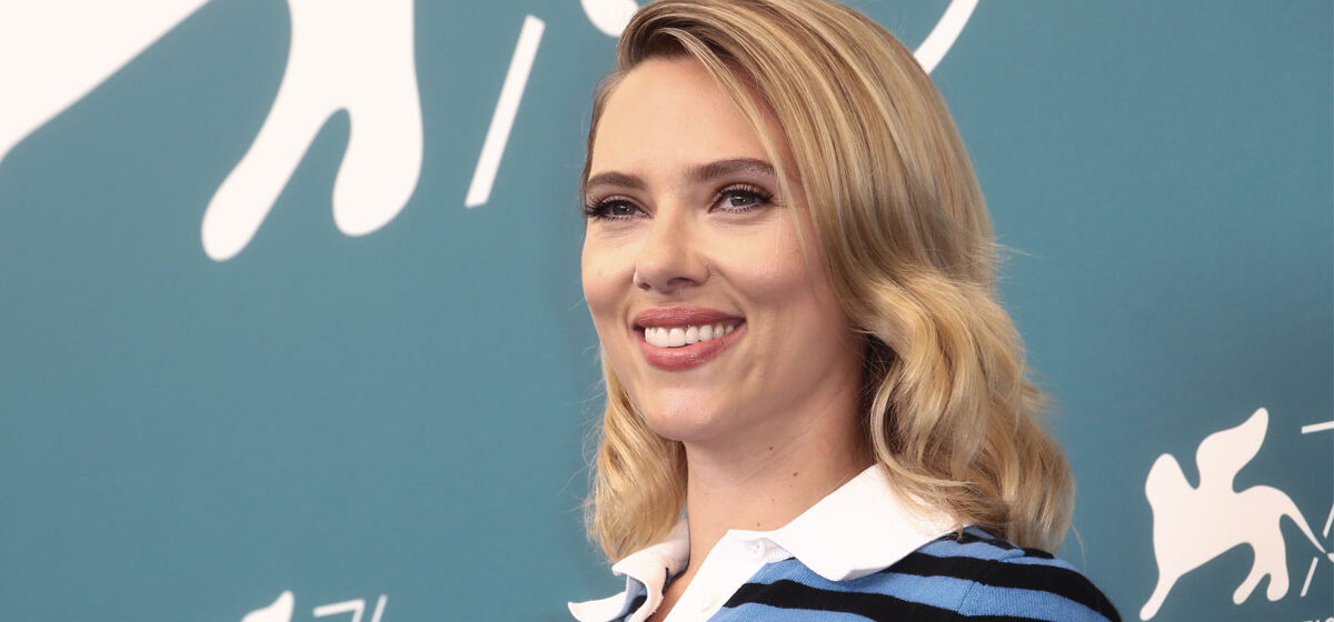 The Importance Of Anonymity: Scarlett Johansson On Raising Her Children Out Of The Public Eye The Importance Of Anonymity: Scarlett Johansson On Raising Her Children Out Of The Public Eye