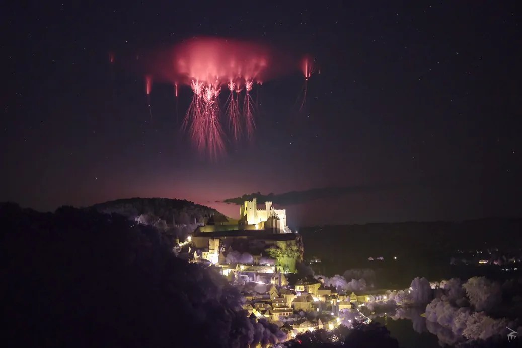 The Mystery Of The Red Lights Over France: An Investigation The Mystery Of The Red Lights Over France: An Investigation