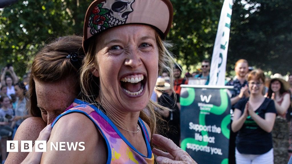 The Race To Break The Trans-Australia Run Record The Race To Break The Trans-Australia Run Record