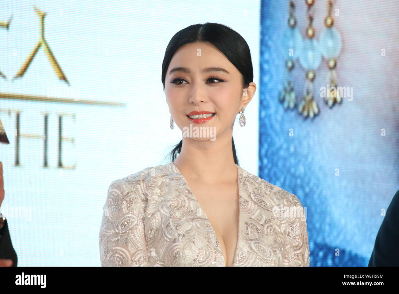 The Traverso Dynasty: Generations Of Cannes Film Festival Photography The Traverso Dynasty: Generations Of Cannes Film Festival Photography