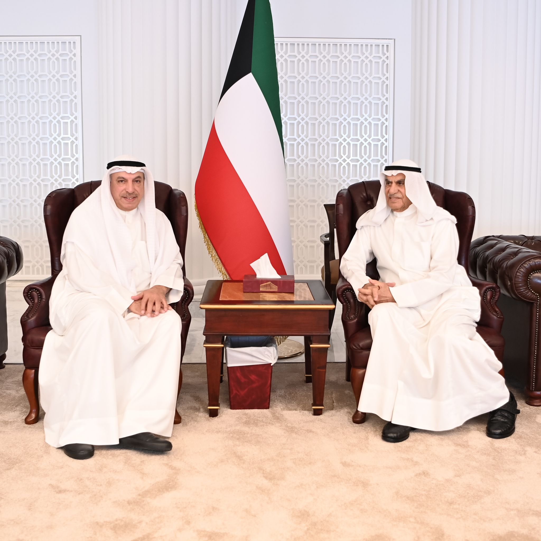 تحقيق البرلمان في مخالفات ديوان المحاسبة: تقريرا 2022 و 2023 تحقيق البرلمان في مخالفات ديوان المحاسبة: تقريرا 2022 و 2023