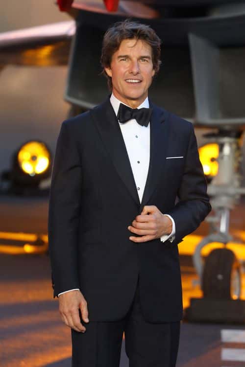 Tom Cruise Still Owes Tom Hanks $1: The Story Behind The Unpaid Debt