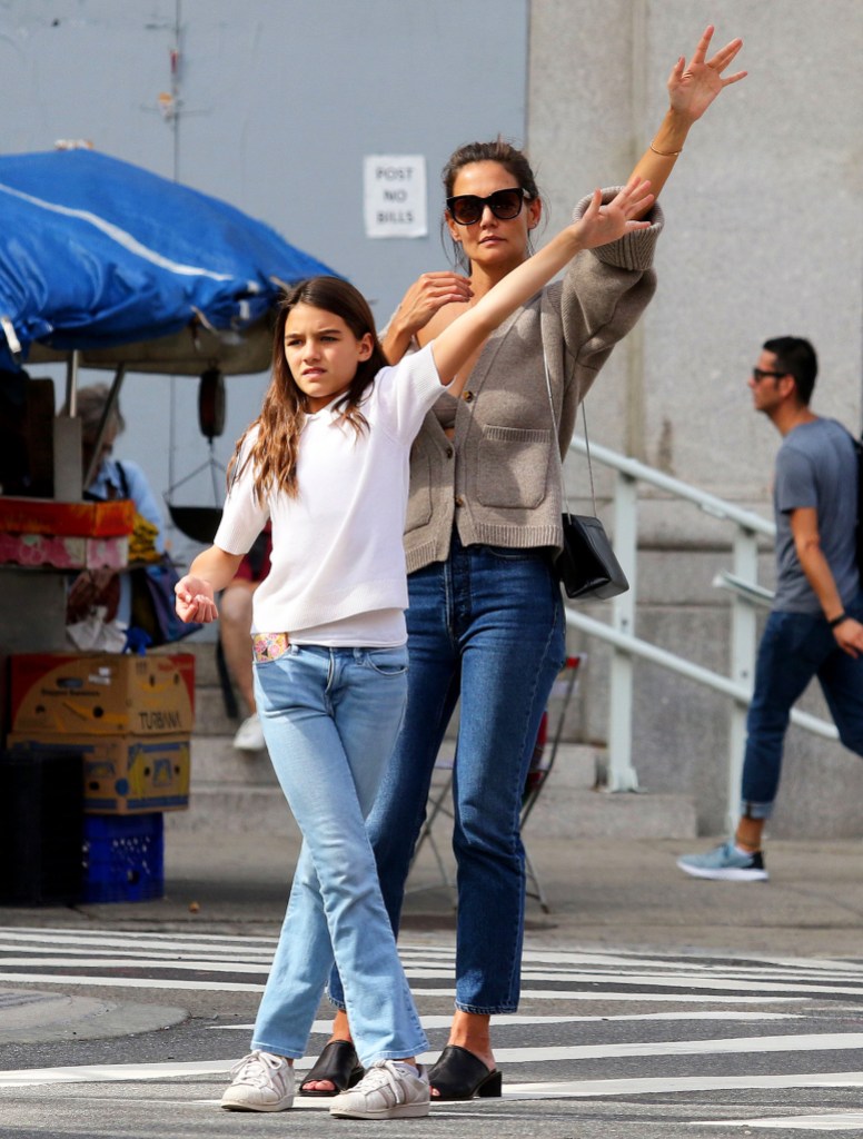 Tom Cruise's Post-Birth Actions Regarding Daughter Suri Cruise Tom Cruise's Post-Birth Actions Regarding Daughter Suri Cruise