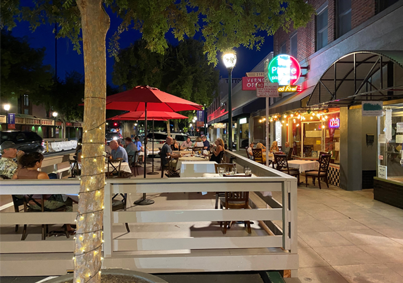 Top Outdoor Restaurants In Manhattan: Where To Dine Al Fresco Top Outdoor Restaurants In Manhattan: Where To Dine Al Fresco
