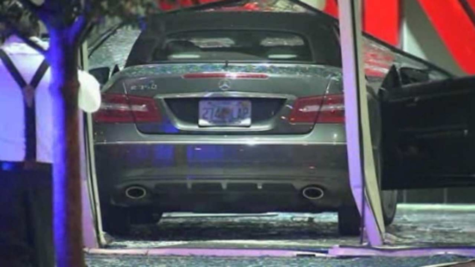 Townhouse Hit By Three Separate Car Crashes In Two Years - CNN Townhouse Hit By Three Separate Car Crashes In Two Years - CNN
