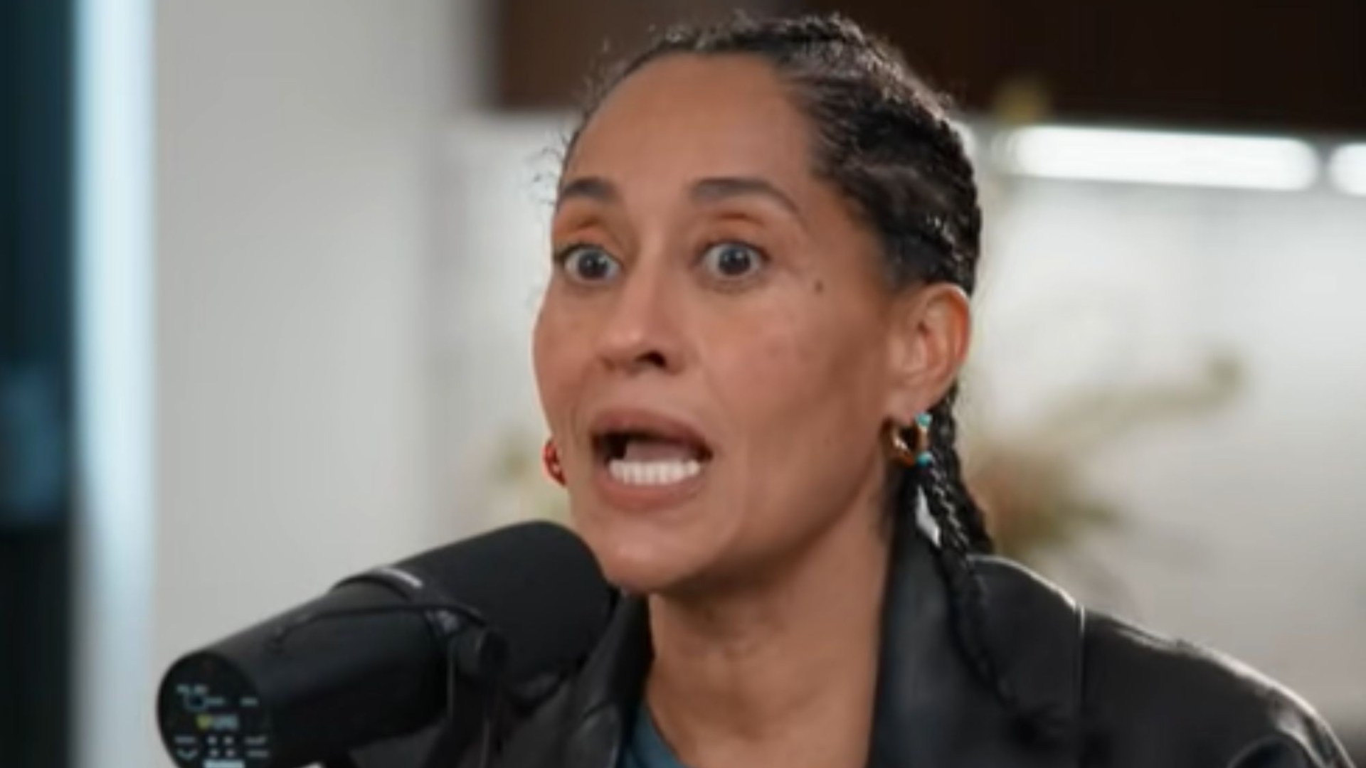 Tracee Ellis Ross On Michelle Obama's Podcast: Dating, Loneliness, And Turning 52 Tracee Ellis Ross On Michelle Obama's Podcast: Dating, Loneliness, And Turning 52
