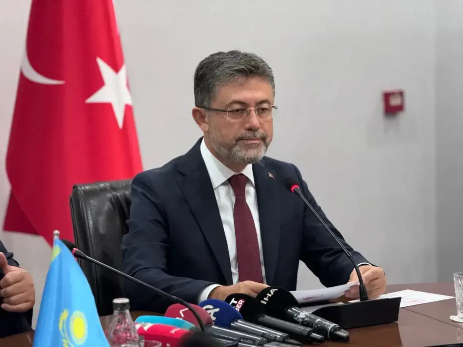 Türk Devletlerinden KKTC'ye 12 Milyon Avro: Uzman Görüşleri Ve Detaylar Türk Devletlerinden KKTC'ye 12 Milyon Avro: Uzman Görüşleri Ve Detaylar