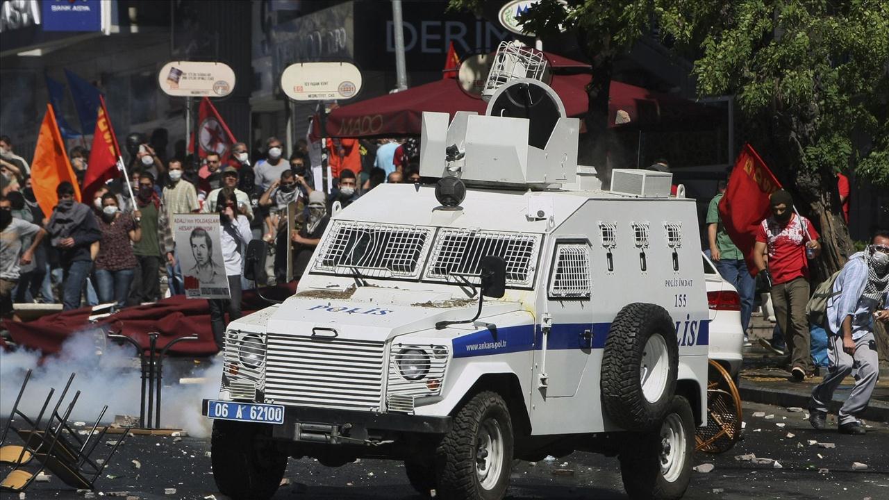 Turkish Mayor's Social Media Blocked Following Protests Turkish Mayor's Social Media Blocked Following Protests