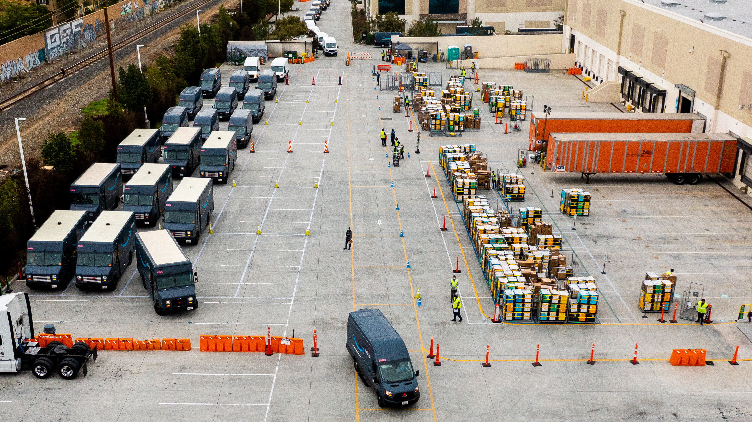 Uber's Antitrust Lawsuit Against DoorDash: A Deep Dive Into The Food Delivery Competition Uber's Antitrust Lawsuit Against DoorDash: A Deep Dive Into The Food Delivery Competition