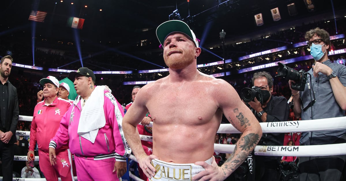 ¿UFC O Canelo? La Batalla Por México ¿UFC O Canelo? La Batalla Por México